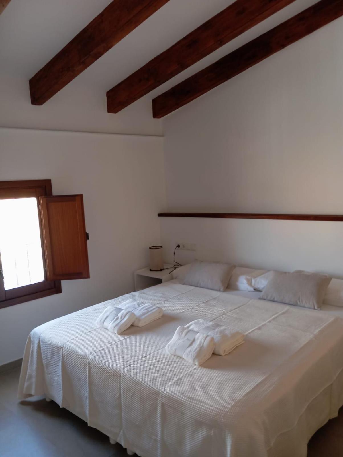 Apartamentos Turisticos La Bodegueta Utiel Bagian luar foto